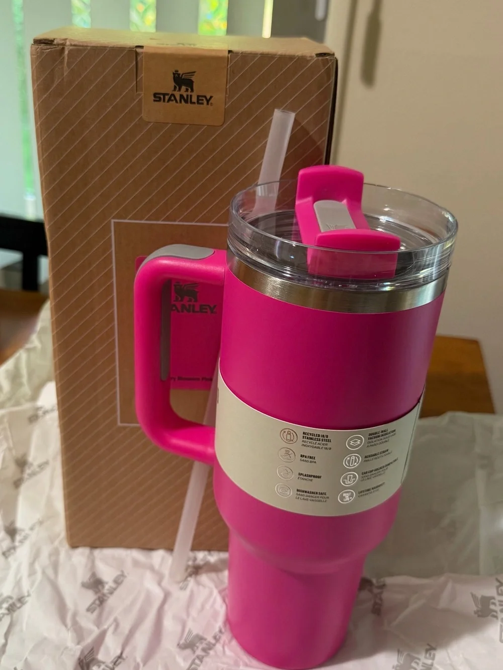 Flowstate Quencher H20  40 oz tumbler -  Cherry Blossom Pink-NIB 🩷🩶 - Picture 3 of 4